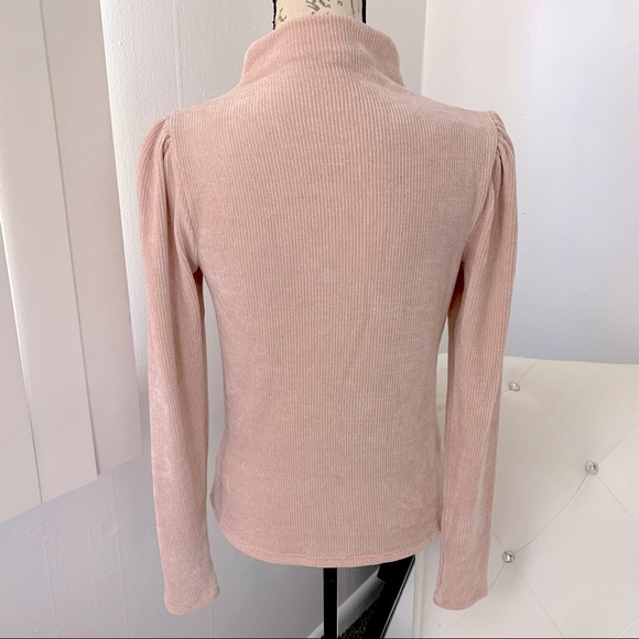 NWT Express Supersoft Chenille Mock Neck Ruch Shoulder Long Sleeve Top Blush XS - Picture 5 of 8